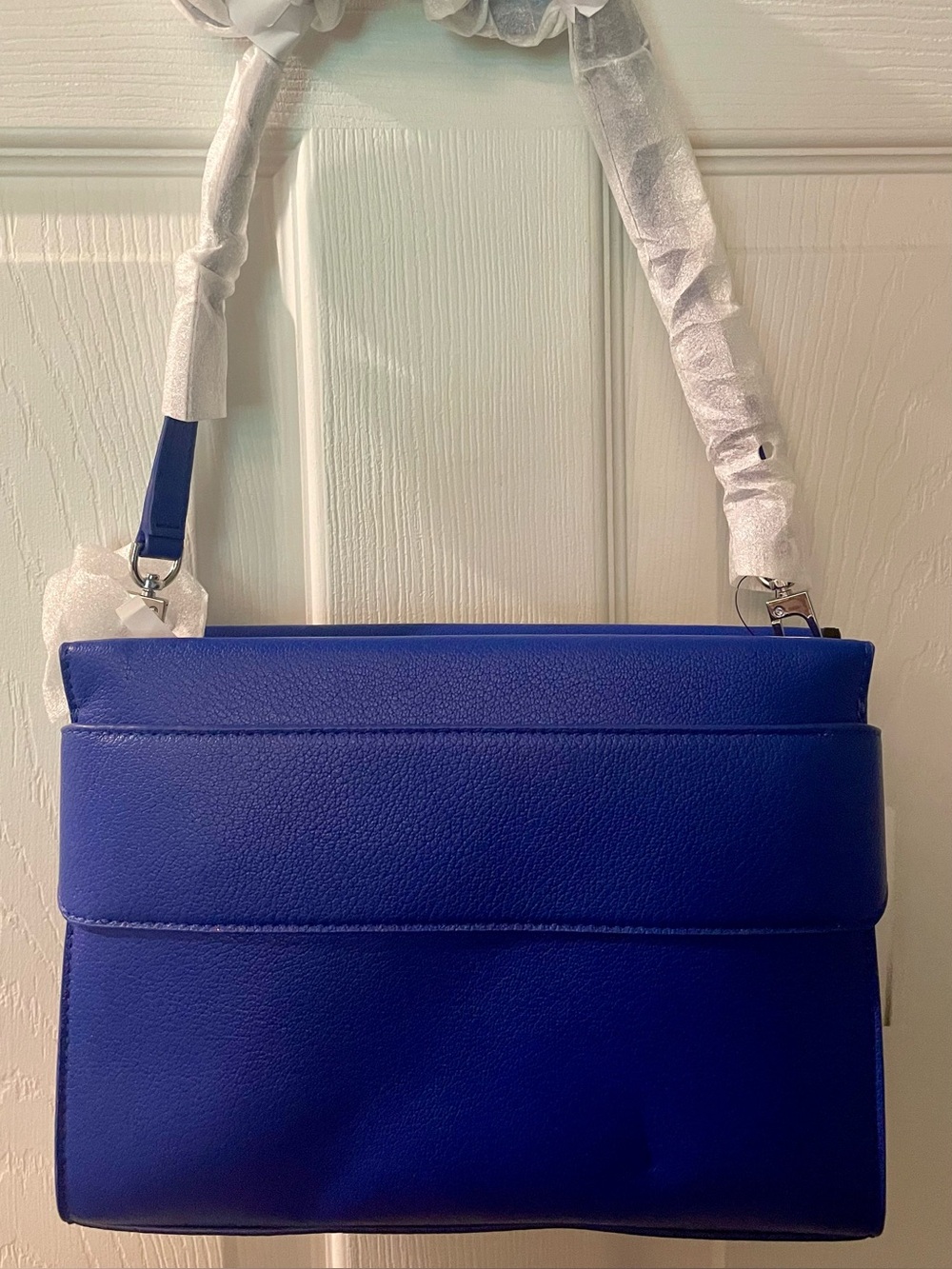 DKNY Bleeker Crossbody Bag NWT $269 MSRP- Blue - Picture 3 of 4